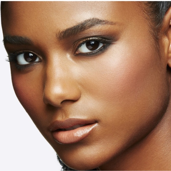 NEW MAC GLOW PLAY BLUSH Shade: Grand - Picture 4 of 9